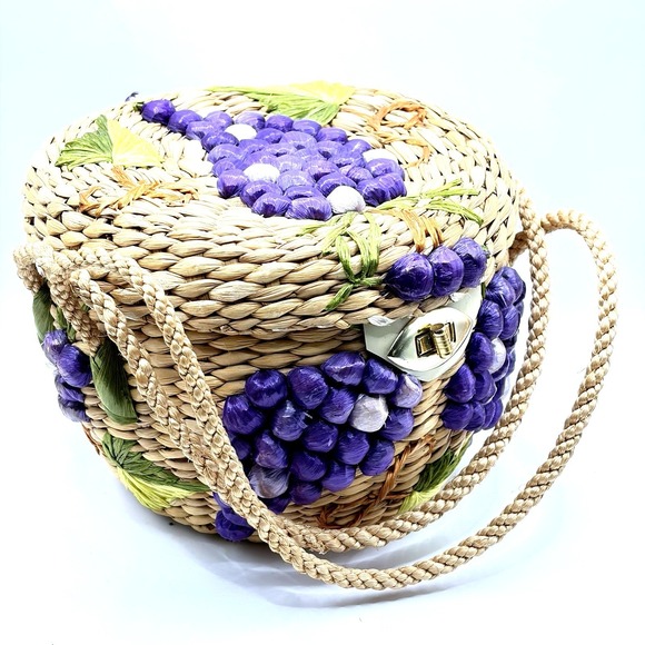 The Unbranded Brand Handbags - Vintage Wicker Purple Grapes Basket Handbag Made In Philippines